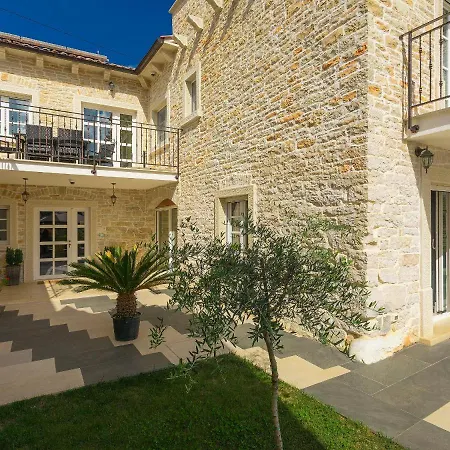Villa Patrick-luxury Stone House In The Center Of Istria Pazin