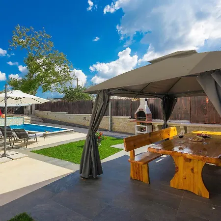 Patrick-luxury Stone House In The Center Of Istria * Pazin