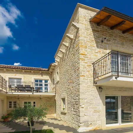 Patrick-luxury Stone House In The Center Of Istria Villa *