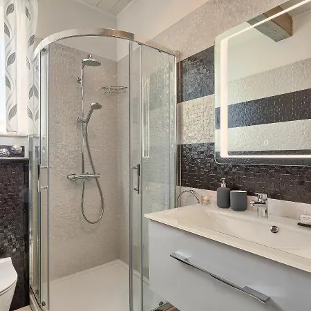 Vila Patrick-luxury Stone House In The Center Of Istria