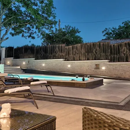 Patrick-luxury Stone House In The Center Of Istria *
