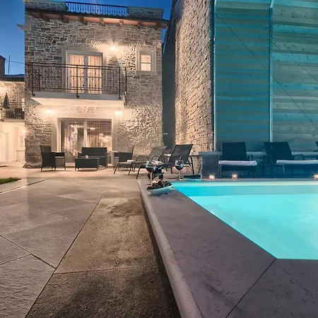 Villa Patrick-luxury Stone House In The Center Of Istria