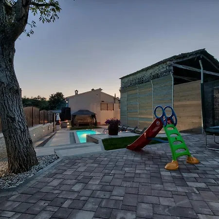 Villa Patrick-luxury Stone House In The Center Of Istria Pazin