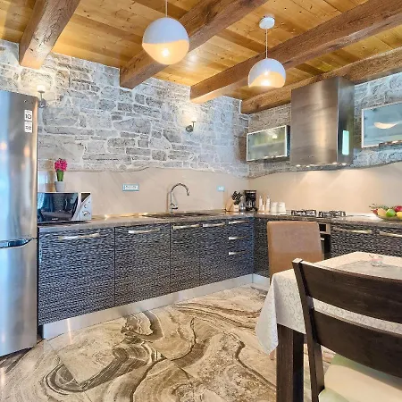 Patrick-luxury Stone House In The Center Of Istria Villa Pazin