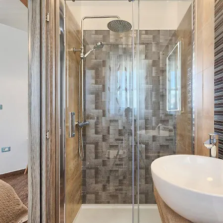 Villa Patrick-luxury Stone House In The Center Of Istria